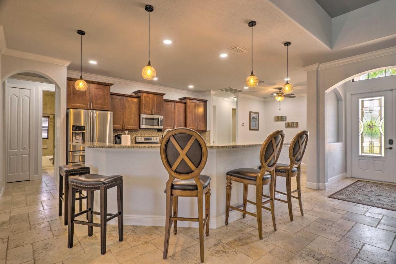Canalfront Cape Coral Home With Patio And Grill! Luaran gambar